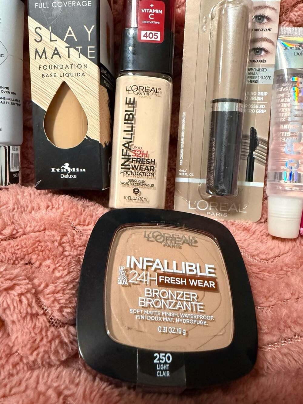 Makeup Bundle- - Picture 3 of 6